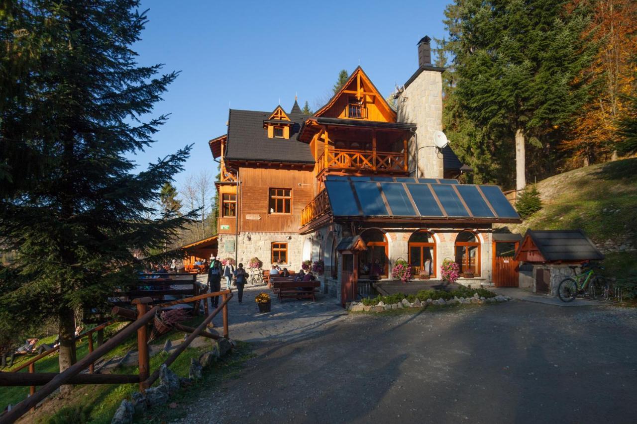 Schronisko Pttk Orlica Gjestgiverier Szczawnica